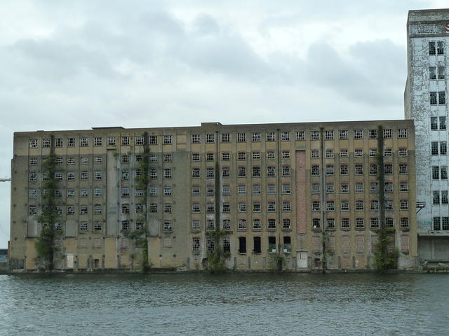 P1160705